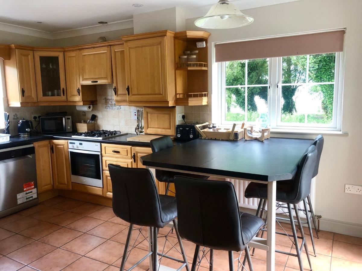 Lakeside Cottage Killaloe Exterior foto